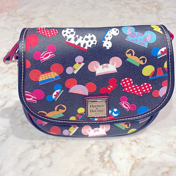 DOONEY & BOURKE x DISNEY I AM ALL EARS CROSSBODY LEATHER BAG! TRULY GORGEOUS! ❤️ - Picture 2 of 9